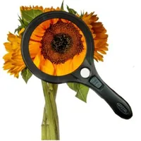 זכוכית מגדלת 7X + 2X עם תאורה CARSON AS-95