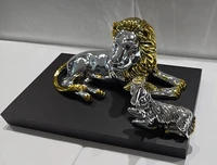 מעמד שולחני לנוי אריה וכבש 1029