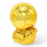 פסל כדורגל מוזהב 1356