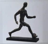 פסל אומנותי כדורגלן 5452 33ס"מ מבית GRACIA GALLERY